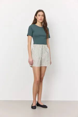 LR-GLADDYS 1 Shorts Cream