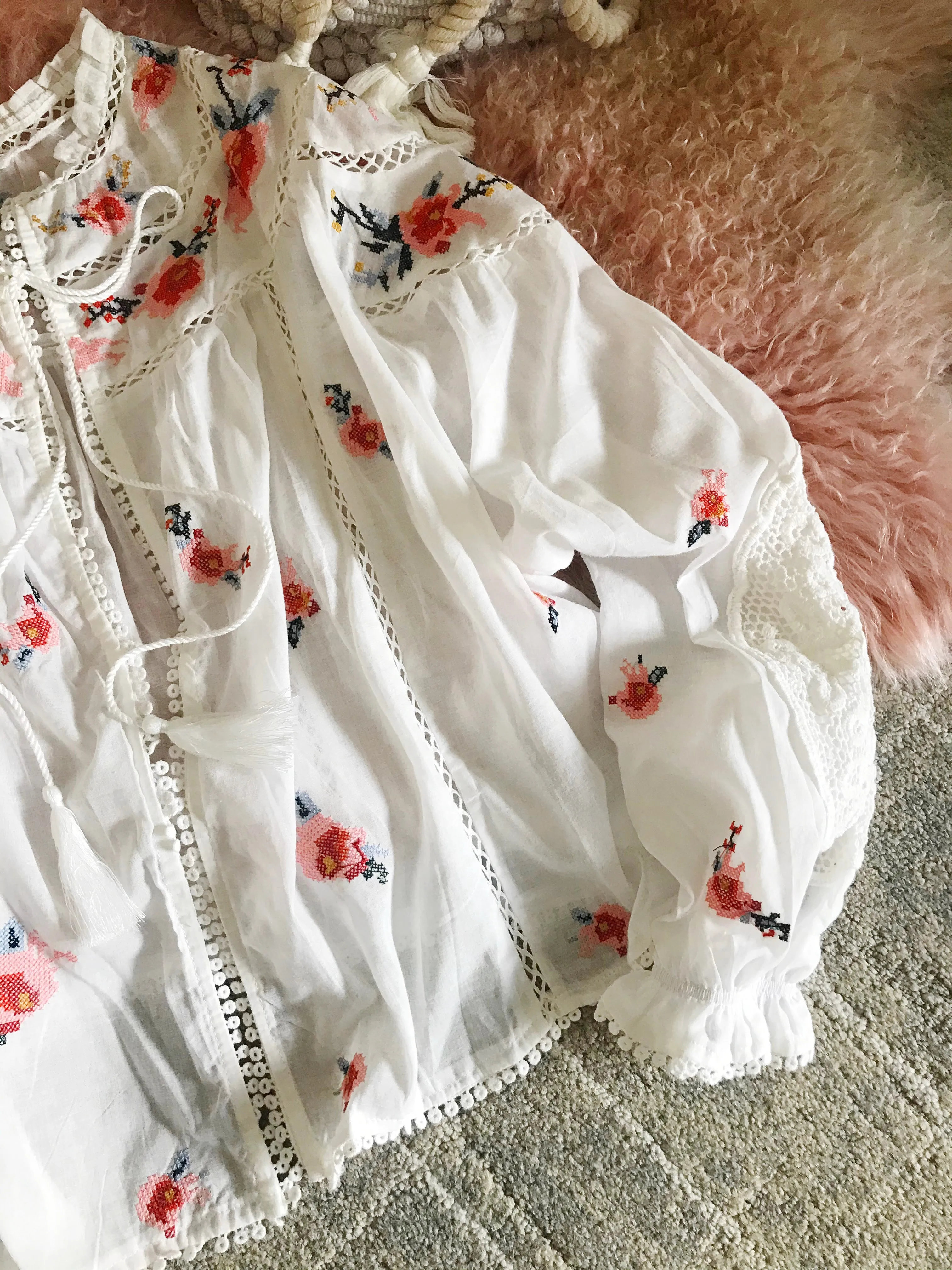 Nordic Summer Top