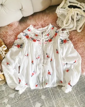 Nordic Summer Top