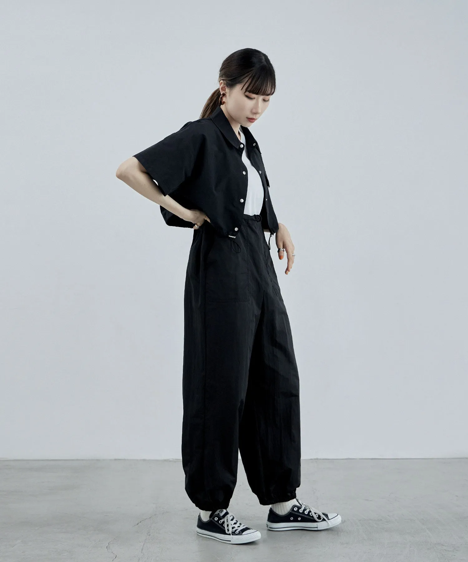 Nylon drawstringshort shirt
