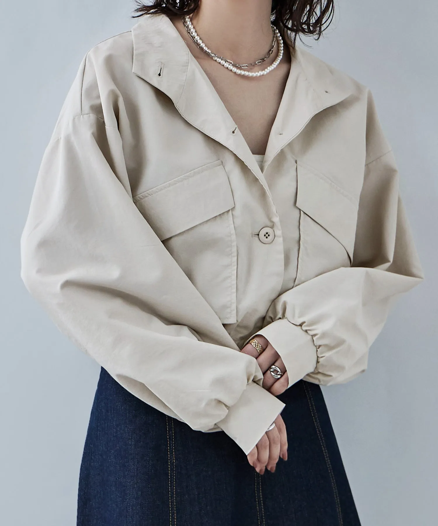 Nylon stand short jacket