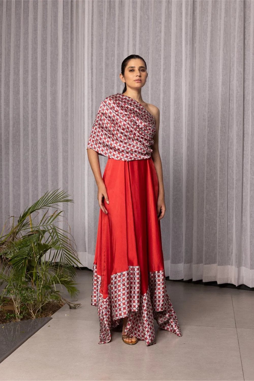 ONE-SHOULDER DRESS